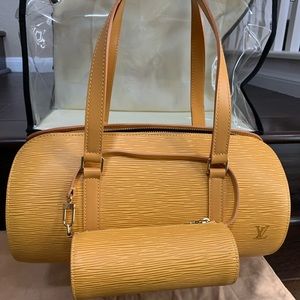 ❤️SOLD❤️ LV vintage Soufflot Yellow Epi Leather